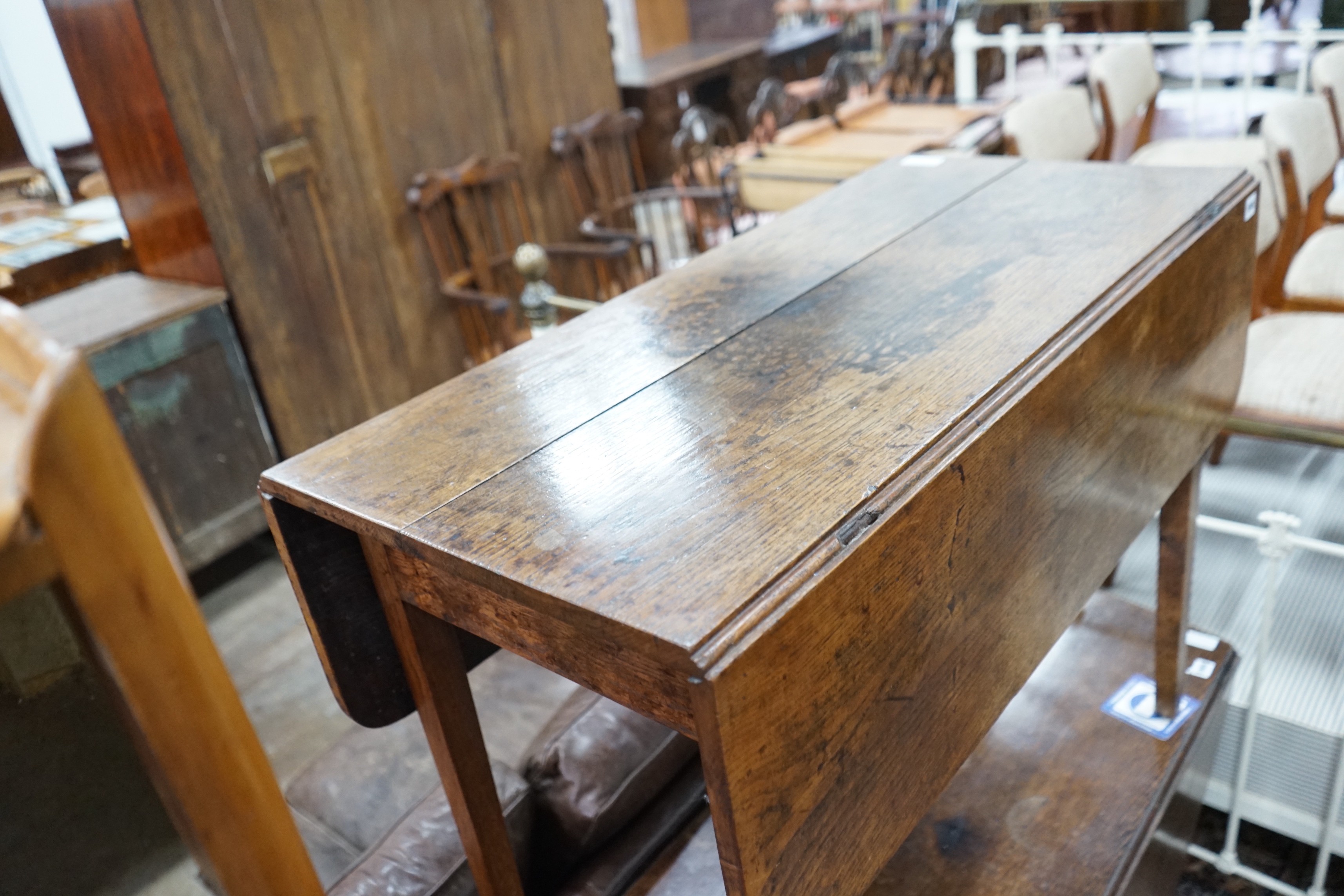 A George III provincial oak Pembroke table, width 97cm, depth 46cm, height 74cm